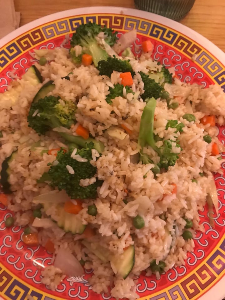 photo of Lucky Lotus Veggie Fried Rice shared by @jencoebeck on  29 Dec 2019 - review