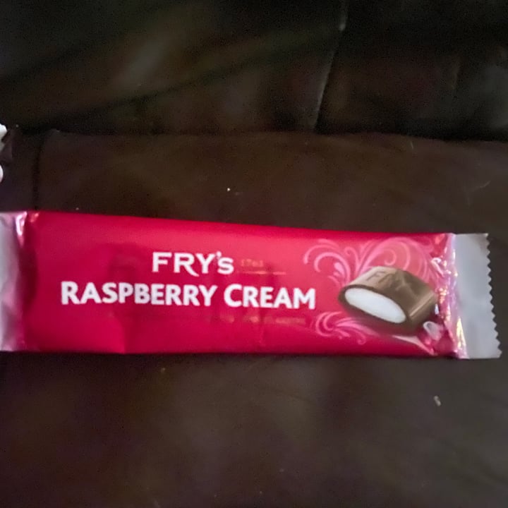 photo of Fry's Chocolate Fry’s Raspberry Cream shared by @thebrummievegan on  21 Feb 2021 - review