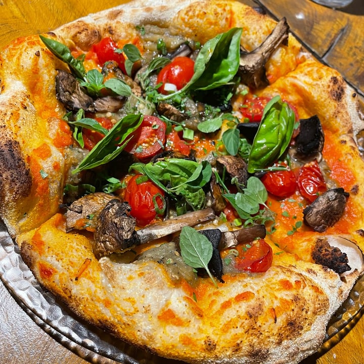 review photo of El Taller Pizza vegana shared by @juliangsibecas on 27 Dec 2021 - review
