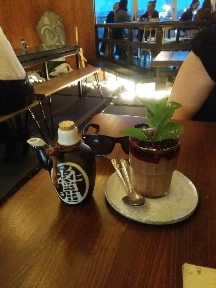photo of Secret Garden Berlin | Vegan Sushi Chocolate Mousse shared by @marypc on  25 Mar 2020 - review