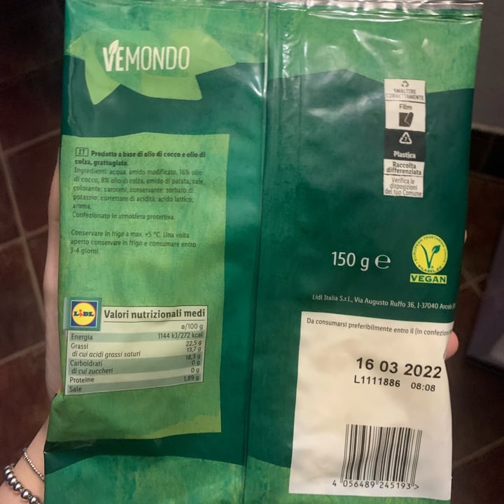 photo of Vemondo Grattugiato Vegano shared by @carla99 on  02 May 2022 - review