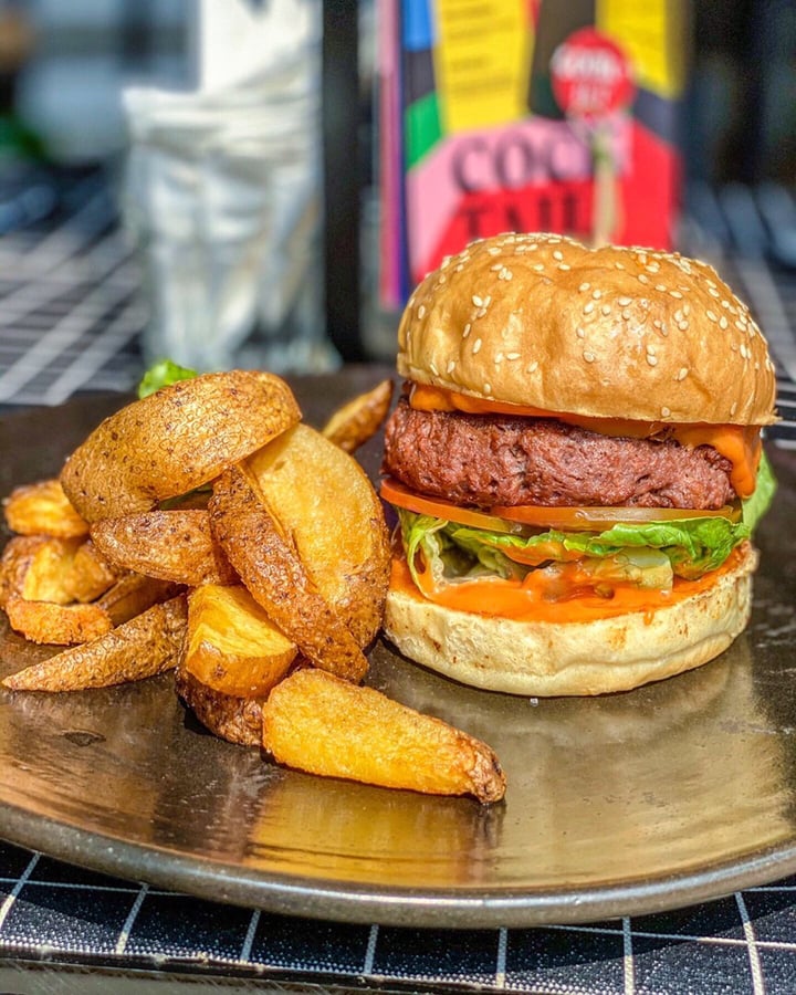 photo of The Safehouse Jakarta Beyond Sriracha Burger shared by @annabella on  22 Nov 2019 - review