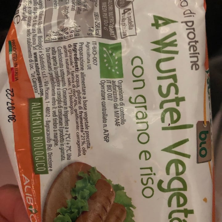 review photo of Natura Nuova 4 wurstel vegetali con grano e riso shared by @monica21 on 06 Jun 2022 - review