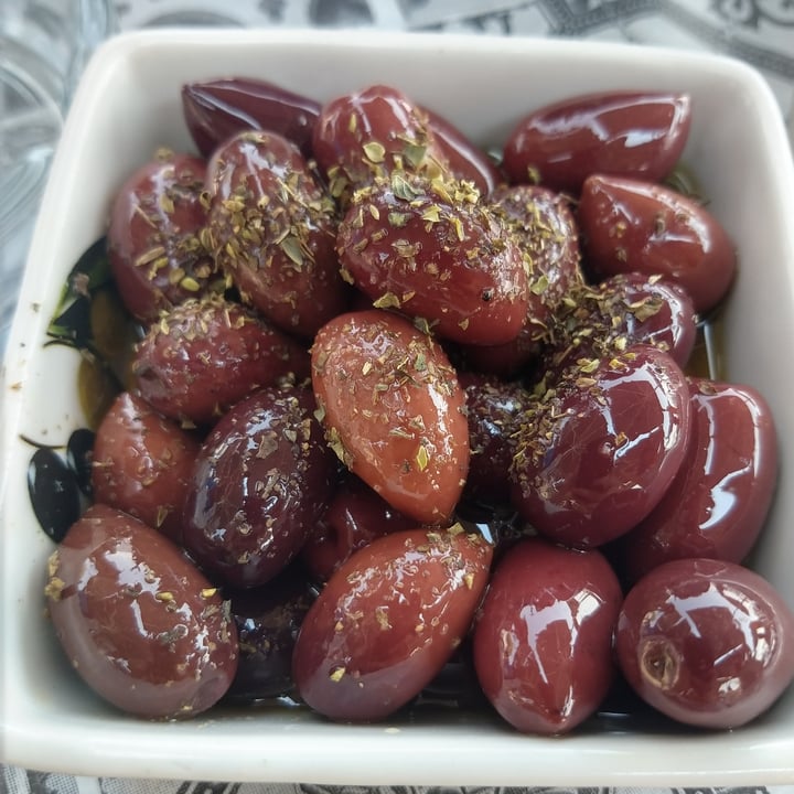 photo of Sto Kyma Kalamata Olives shared by @laurafacci on  03 Aug 2022 - review