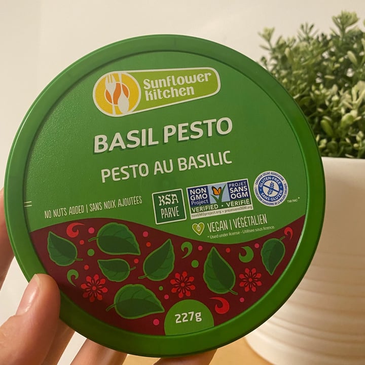 photo of Sunflower kitchen Basil Pesto shared by @kturcotte on  21 May 2021 - review