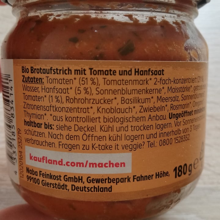 photo of Kaufland Take it Veggie Tomate-Hanf Bio-Aufstrich shared by @uckpa on  06 Jun 2022 - review