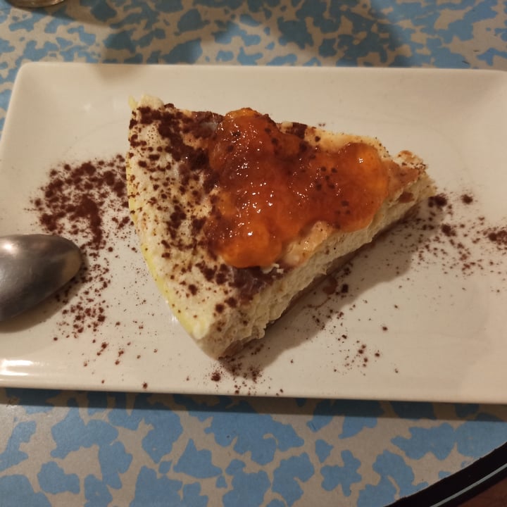 photo of Quinoa Bar Vegetarià Cheese kake shared by @joansc91 on  30 Jul 2021 - review