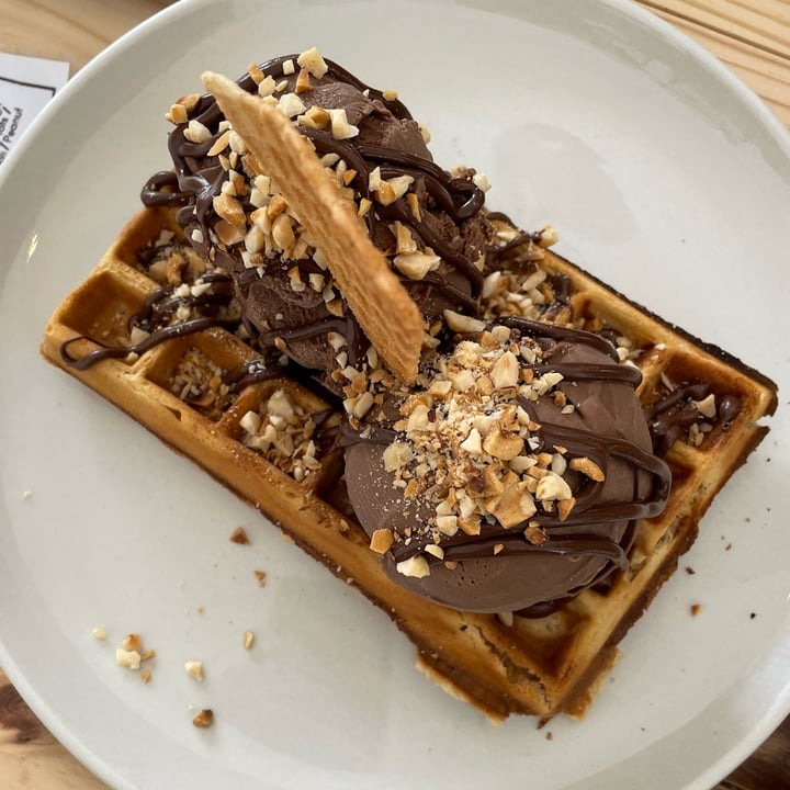 photo of ditto Peanut Butter Bomb Waffle shared by @thehumblechickpea on  26 Nov 2022 - review