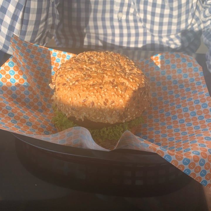 photo of The Fussy Vegan Mushroom burger shared by @leonarddejager on  09 Aug 2022 - review