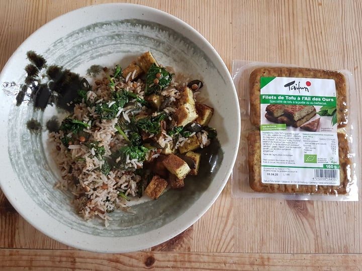 photo of Taifun Filets de tofu à l'ail des ours shared by @leiah on  21 Mar 2020 - review