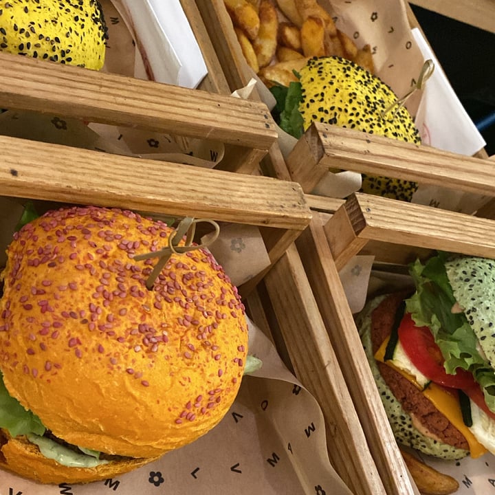 photo of Flower Burger Specia Edition Burger shared by @sophie000 on  13 Nov 2022 - review