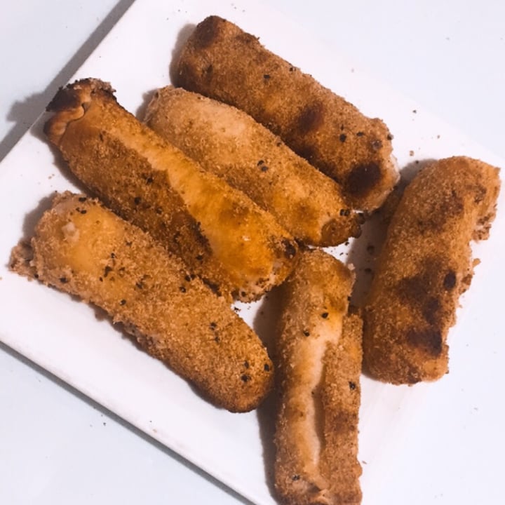 review photo of Almacén De La Plaza Vegan Bastones de muzzalmendra sin tacc shared by @emile on 22 Nov 2021 - review