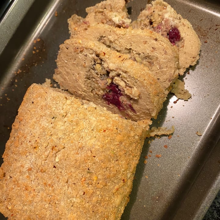 photo of Trader Joe's Breaded turkey-less stuffed roast with gravy shared by @abadgevegan on  08 Jan 2022 - review