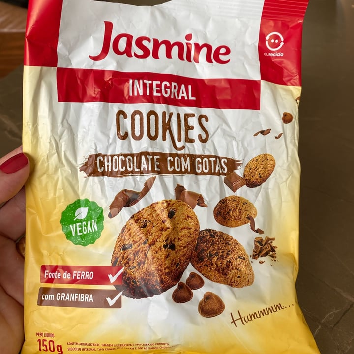 review photo of Jasmine Biscoito Integral Salgado shared by @leticiabrisola on 29 Apr 2022 - review