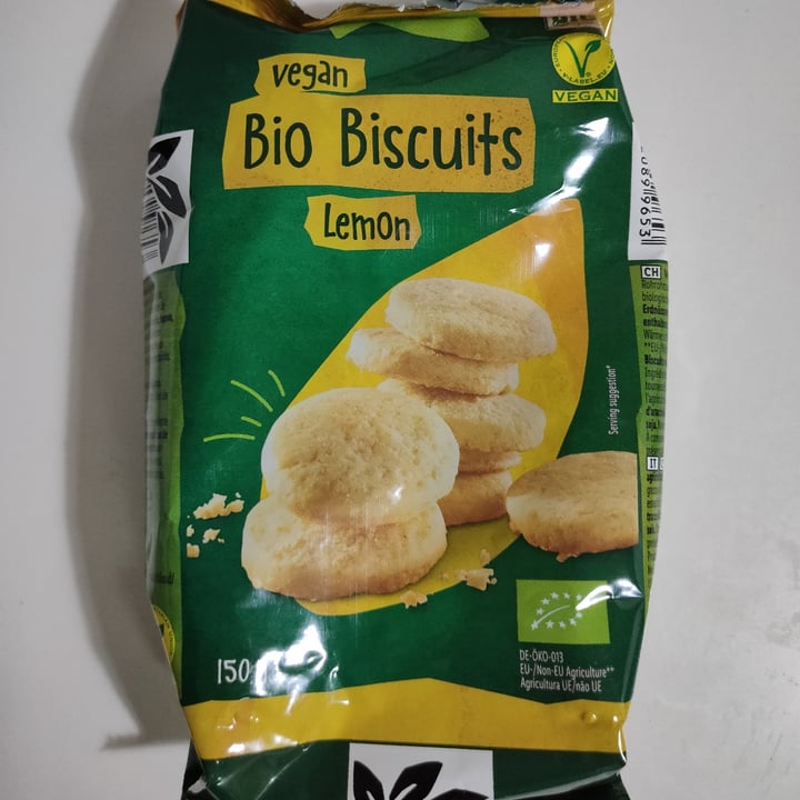 photo of Vemondo Vegan Lemon Biscuits shared by @oveganoluis on  31 Jul 2021 - review