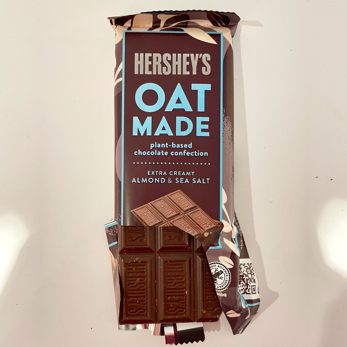 Hershey's Oat made extra creamy almond & sea salt Reviews abillion