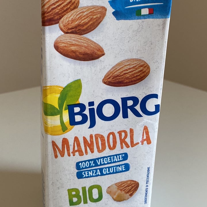 photo of Bjorg Almond Milk shared by @giulia1820 on  19 Mar 2022 - review
