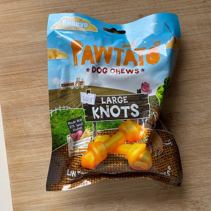 photo of Benevo Potato Dog Chews Large Dog shared by @nuriag on  17 Jan 2021 - review