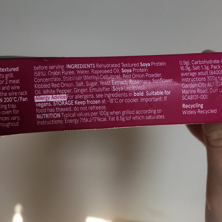 photo of Tesco Plant Chef 6 herby bangers shared by @emmajwheeler on  27 Jul 2021 - review