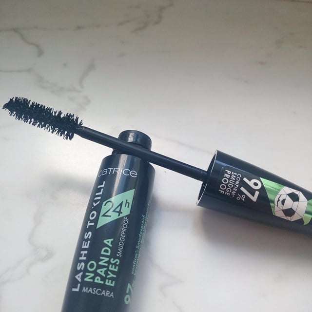 No Panda Eyes Mascara at Catrice Cosmetics Review by @gwenda
