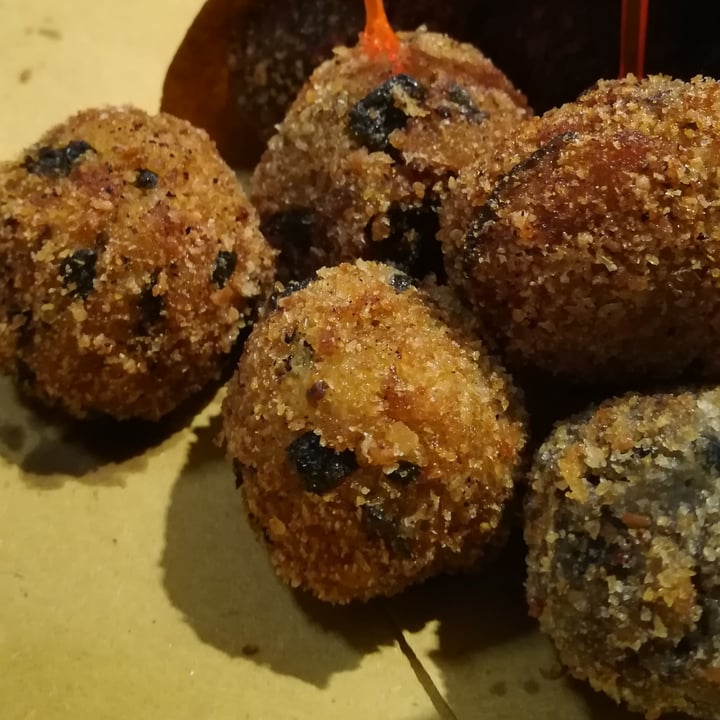review photo of 4 Morsi - Paninoteca Polpetteria Cucina d' Asporto polpettine Zucchine E Melenzane shared by @marlalestrange on 25 Aug 2022 - review