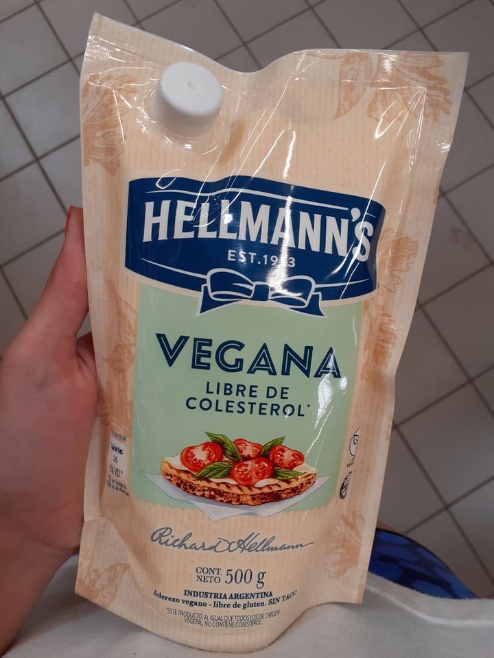 photo of Hellmann’s Hellman’s Vegan Mayonnaise shared by @abydas on  24 Dec 2019 - review