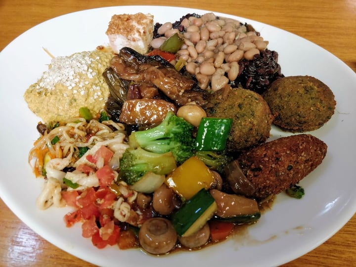 review photo of Loving Hut Vila Mariana Buffet livre shared by @mcereal157 on 13 Feb 2020 - review