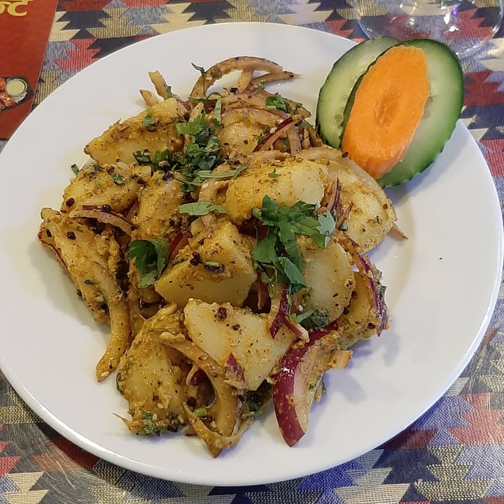 review photo of BHETGHAT RESTAURANT bhatmas sadeko shared by @cawcaw on 03 Dec 2022 - review