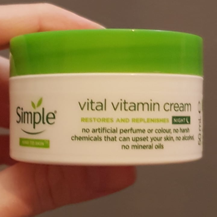 review photo of Simple Vital Vitamin Cream Night shared by @tena on 22 May 2021 - review