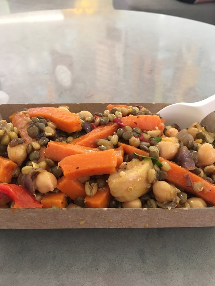 review photo of Sumo Green Label Broadway Roasted Vegetables with Lentils shared by @sarahhh on 02 Dec 2019 - review