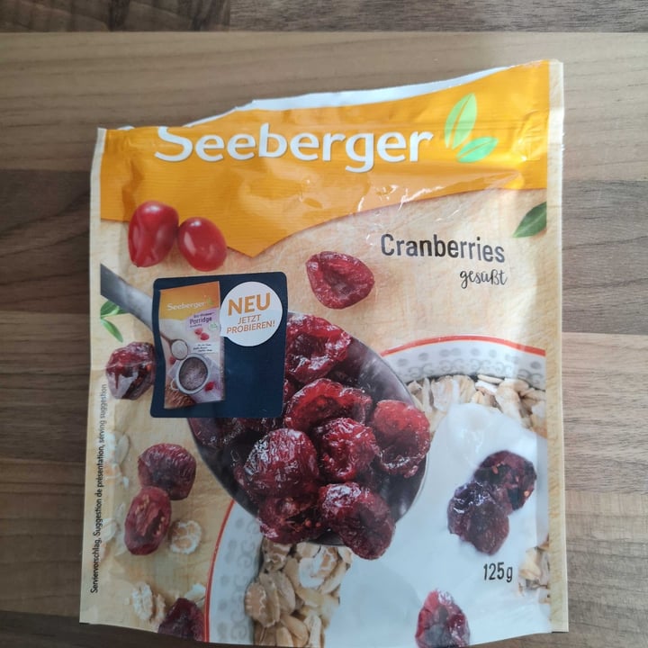 photo of Seeberger Cranberries shared by @liqu on  08 May 2020 - review