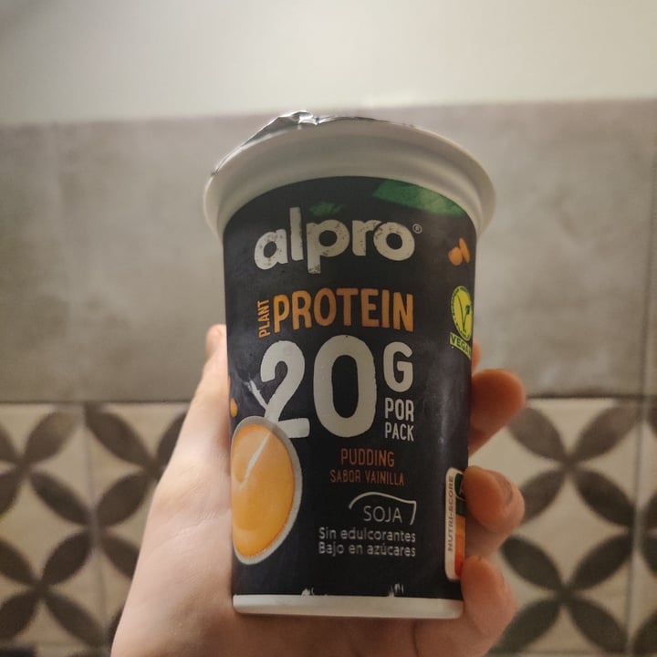 photo of Alpro Protein vanilla pudding shared by @katerinapap on  16 Sep 2022 - review