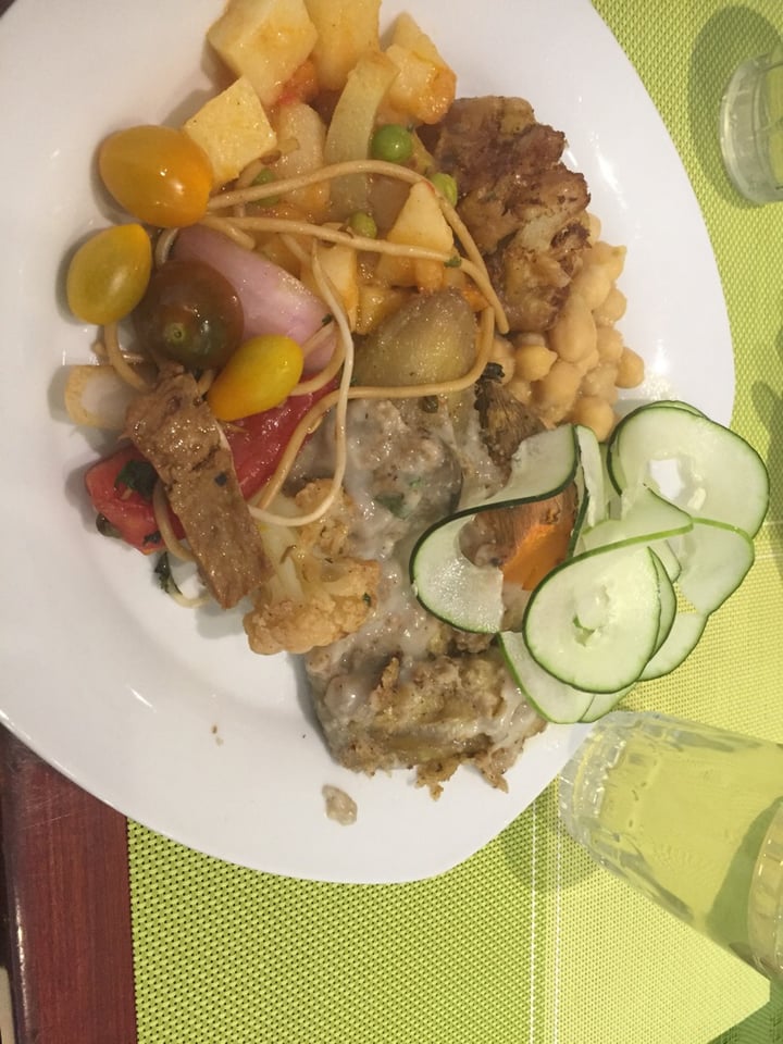 review photo of La Casa De Bea Buffet Al Peso Vegan shared by @valepickles on 20 Nov 2019 - review