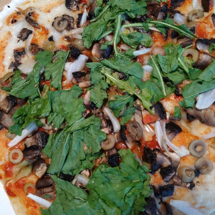 review photo of Gastronomía Nueve y 45 Pizza Reino Animal shared by @loyda on 21 Sep 2020 - review