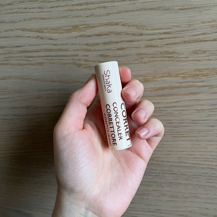 review photo of Shaka Innovative Beauty Correttore shared by @agnelliarianna on 29 Apr 2022 - review