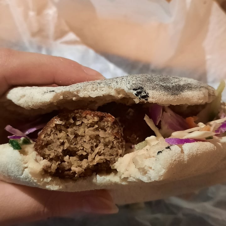 photo of Benaim Sandwich De Falafel shared by @vegaly on  20 Jun 2021 - review