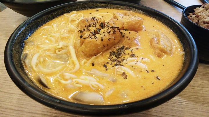 photo of Greendot @ Star Vista Laksa Noodles shared by @ryzahandprints on  19 Feb 2018 - review