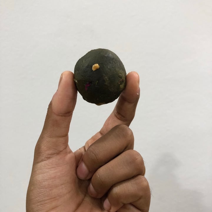 photo of The Clean Addicts Matcha bliss ball shared by @alyrauff on  29 May 2020 - review