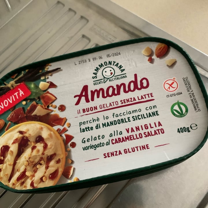 review photo of Sammontana amando caramello salato shared by @stefagnam on 14 Jun 2022 - review