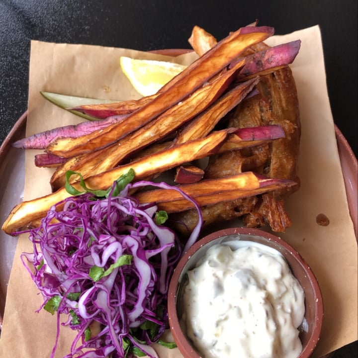 photo of Brik cafe Vegan Fish and Chips shared by @mothercitymatt on  26 Feb 2021 - review