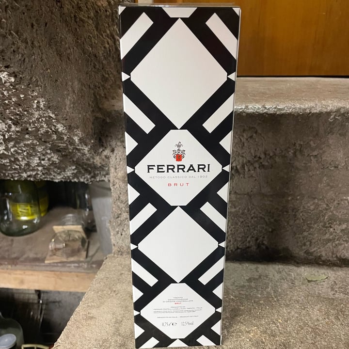 photo of Ferrari Brut shared by @giadamorri on  01 May 2022 - review