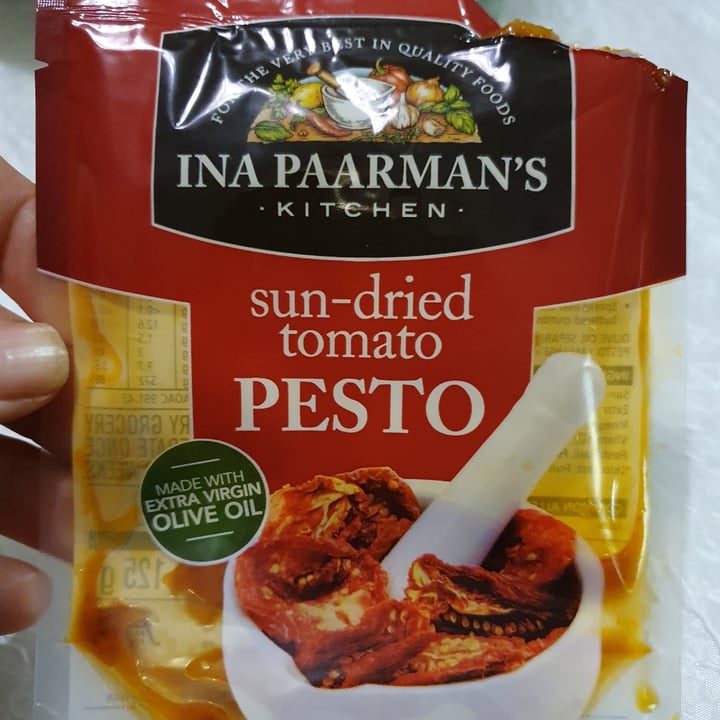 photo of Ina Paarman’s Kitchen Sundried Tomato Pesto shared by @kendrahudson on  12 Jul 2022 - review