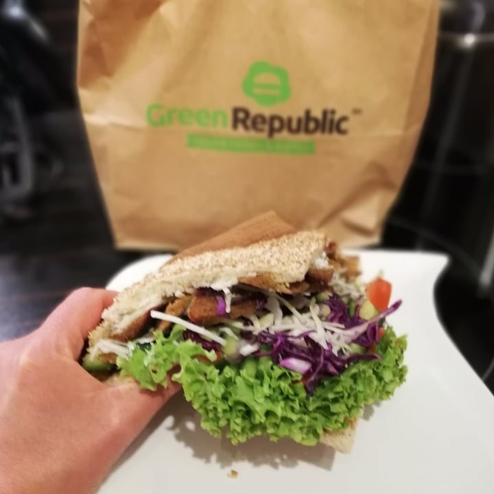 photo of Green Republic Vöner shared by @markus09 on  19 Feb 2021 - review