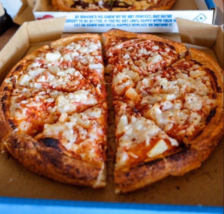 photo of Domino's Pizza Leederville Vegetarian Plant Based Hawaiian With Vegan Cheese shared by @madfou on  01 Apr 2020 - review