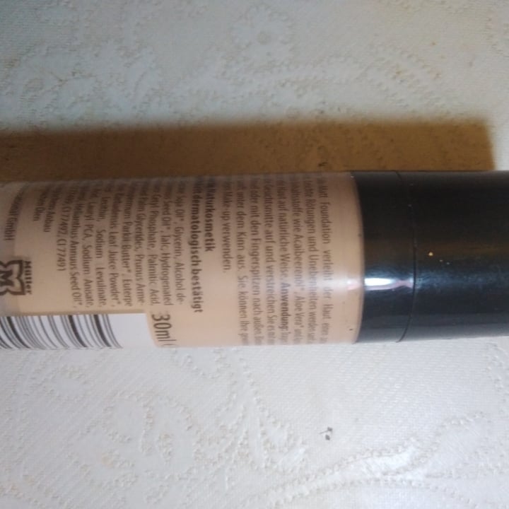 review photo of Terra Naturi Fondotinta shared by @antotantoveg on 07 Dec 2021 - review