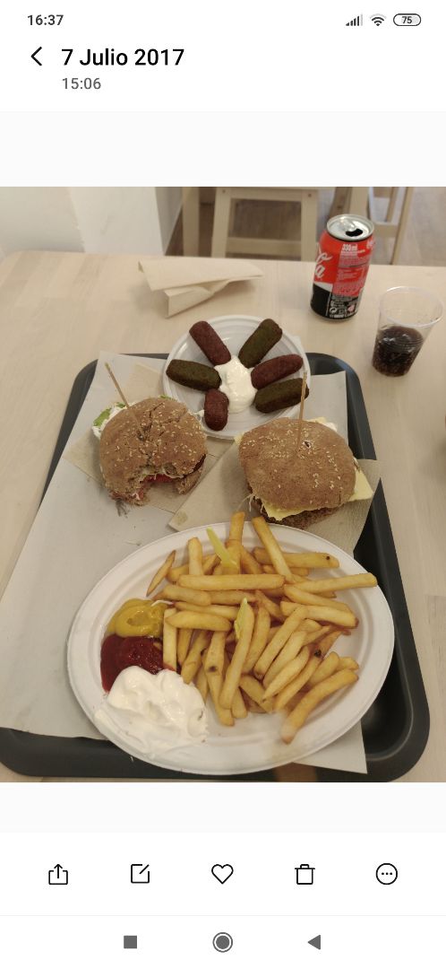 review photo of Burger Mel Hamburguesas Con Patatas shared by @ppraz on 25 Nov 2019 - review