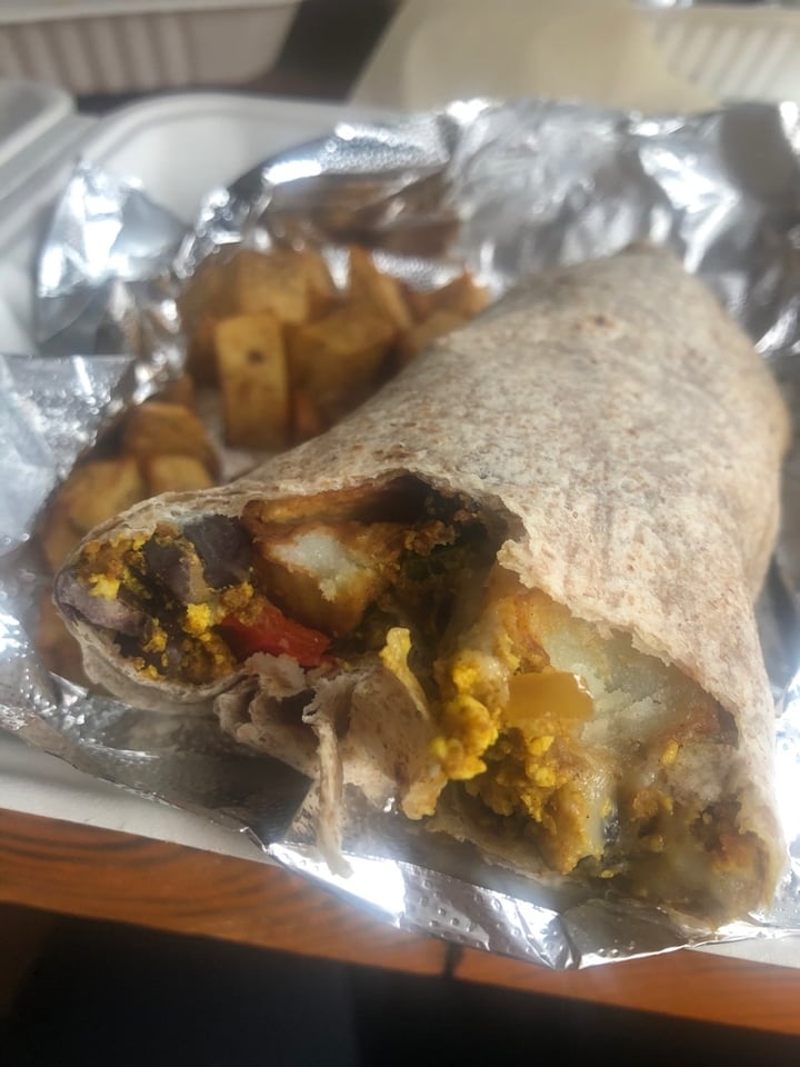photo of Strong Hearts on the Hill Tofu Scramble (burrito) shared by @marissaalbrecht on  31 Oct 2019 - review