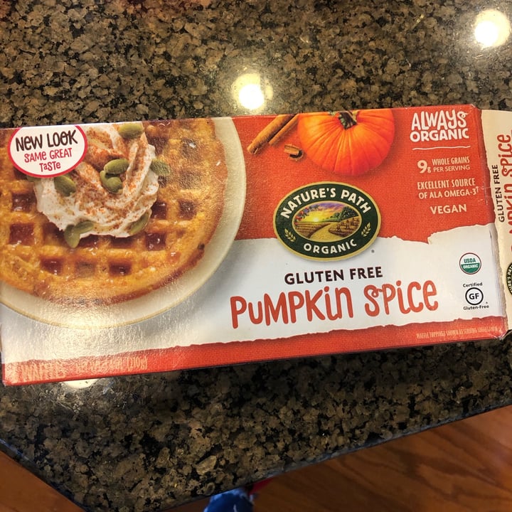 photo of Nature's Path Foods Pumpkin Spice Waffle shared by @samsearles on  27 Sep 2020 - review