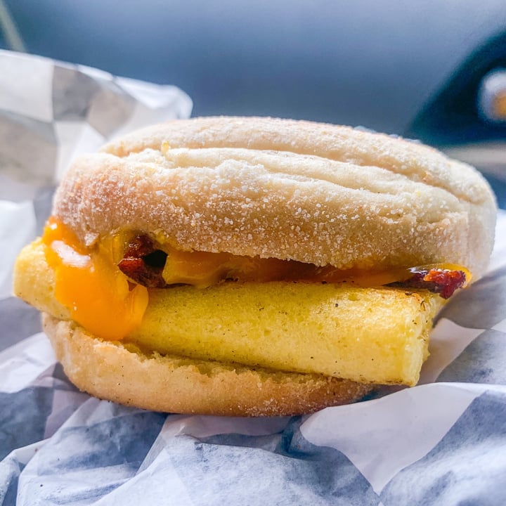 photo of Dutch's Bacon Egg & Cheese shared by @jordaneatsplants on  01 Jul 2021 - review