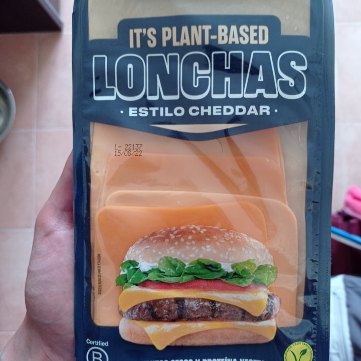 photo of Flax & Kale lonchas de queso vegano shared by @andreaseaia on  18 Aug 2022 - review